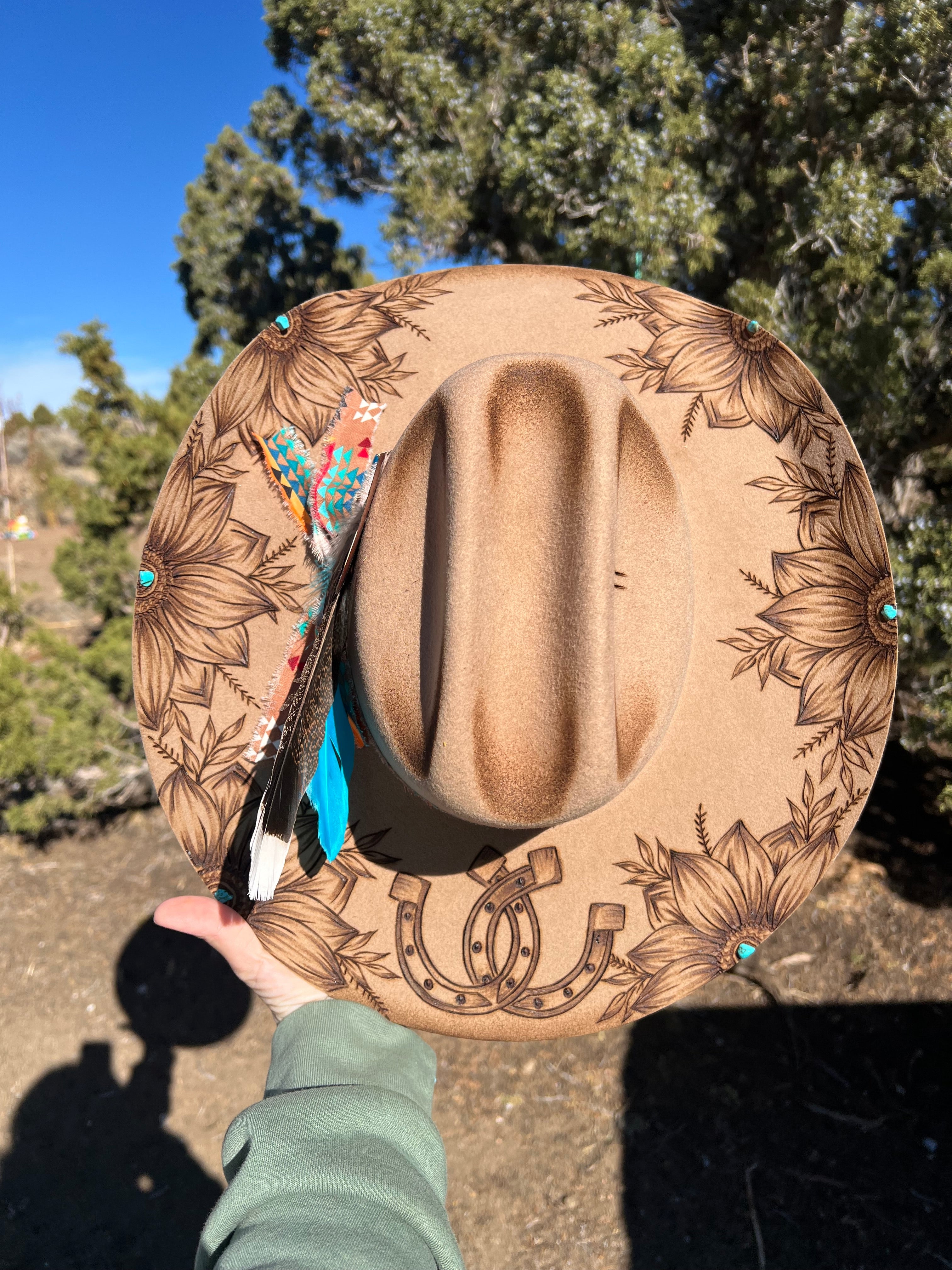 LONG LIVE COWGIRLS