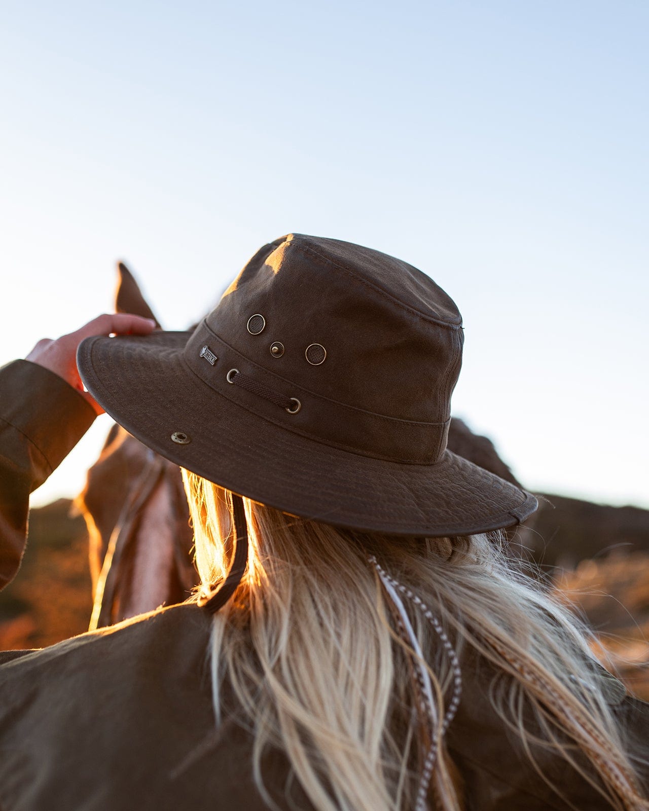 River Guide Oilskin Hat